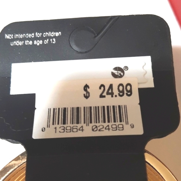 Beautiful RSVP Cuff Bracelet - Picture 10 of 10